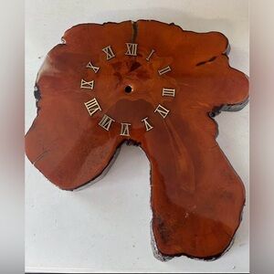 Beautiful Brown Antique Clock